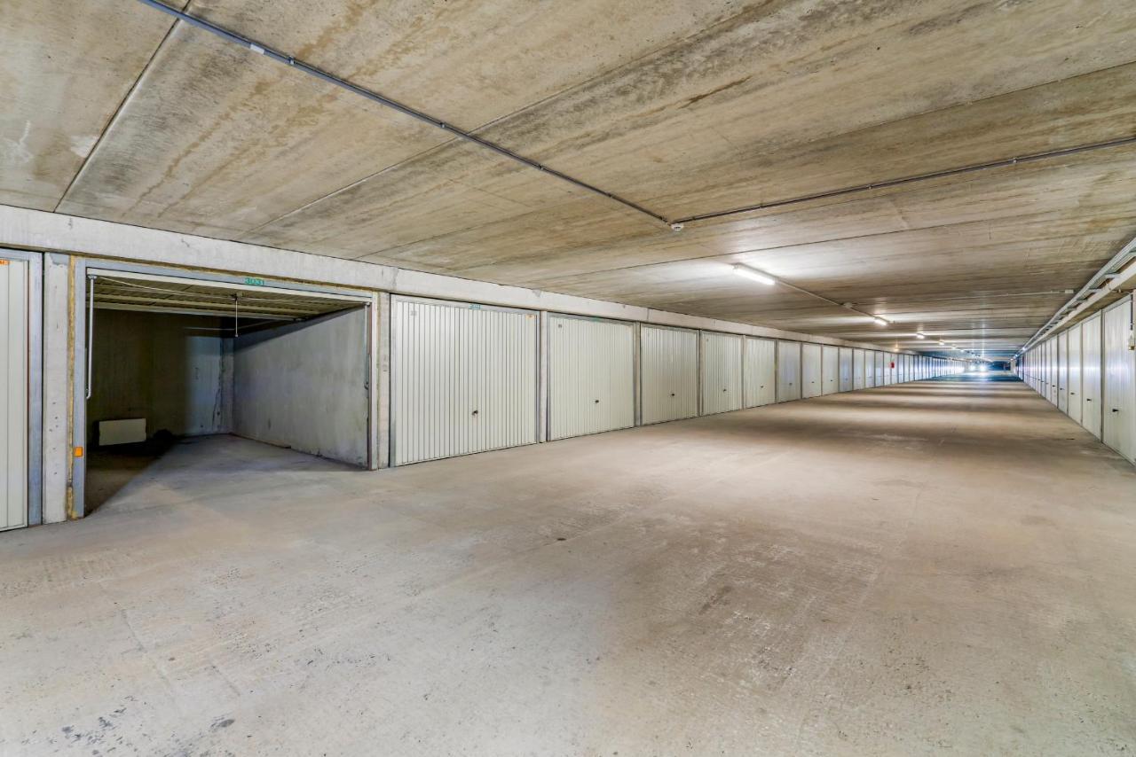 Kindvriendelijk App Met Frontaal Zeezicht &garage